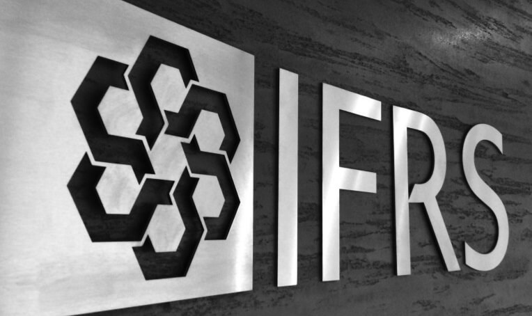 IFRS چیست؟